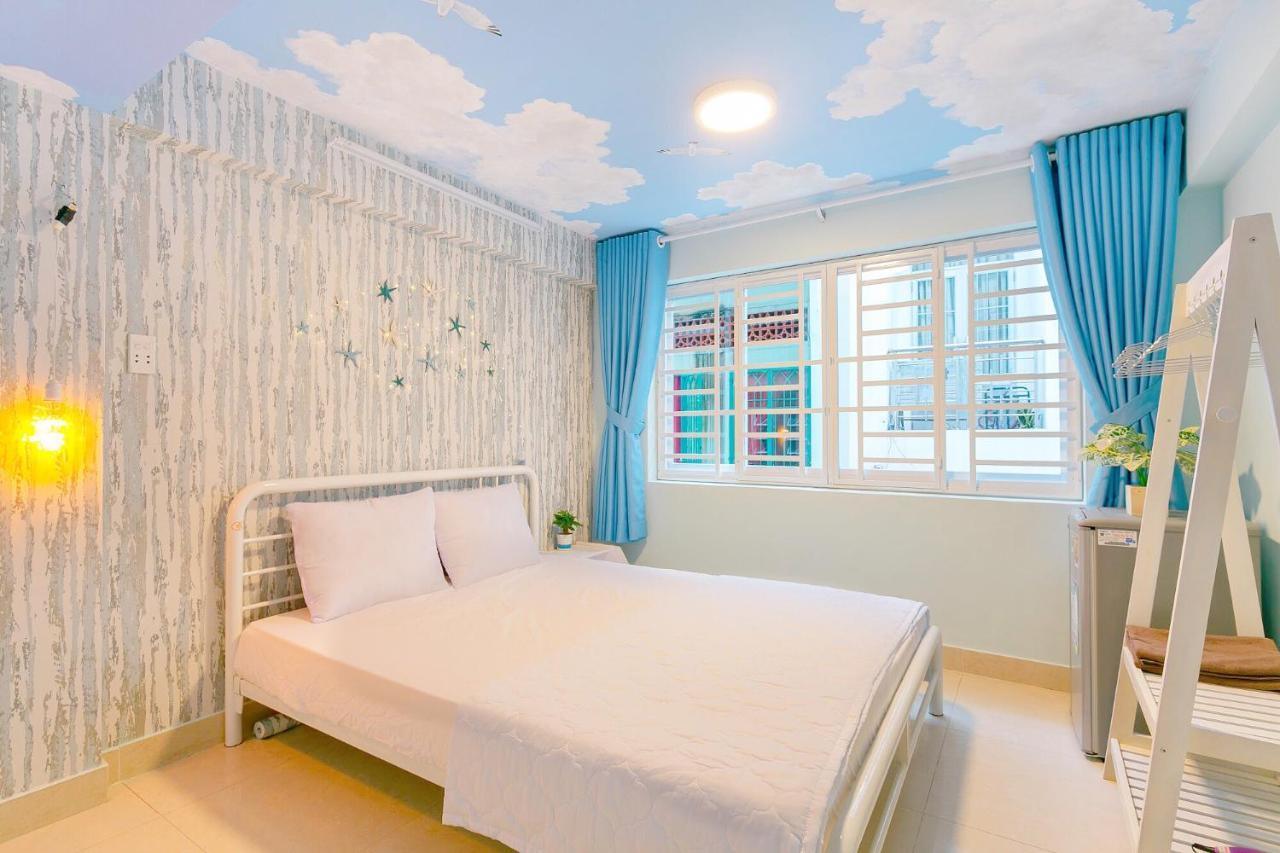 Qcub3 Homestay Cidade de Ho Chi Minh Exterior foto